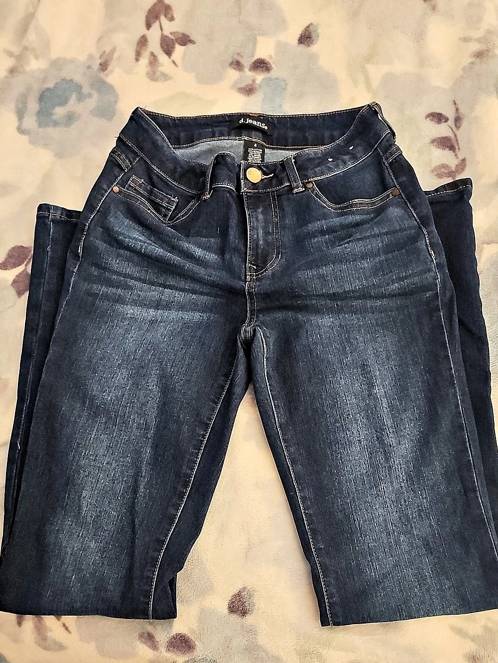 d.jeans Women's Boot Cut Jeans Size 4 Blue